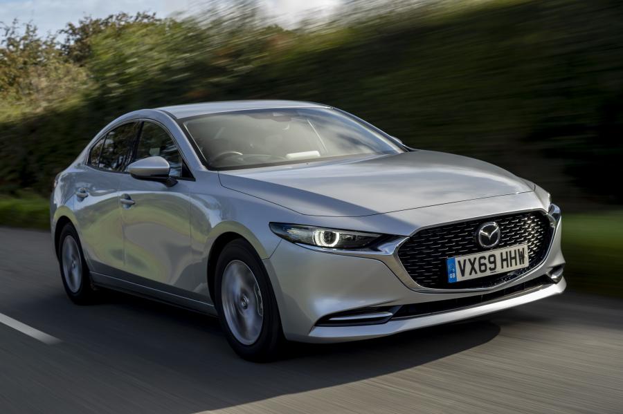  Mazda3 Skyactiv-X Sport Sedan (BP) 2019 года  (UK) (фото 4 из 42)